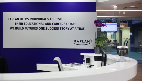 新加坡楷博高等教育学院是否容易毕业?课程通过率深度调查