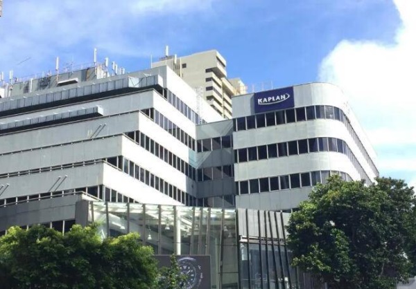 新加坡楷博高等教育学院金融硕士颁发证书