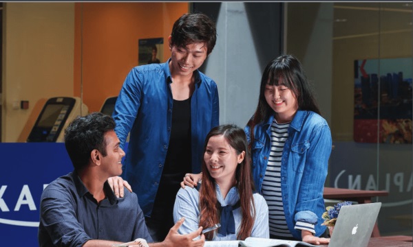 新加坡楷博高等教育学院商学士学位课程（双专业）学制
